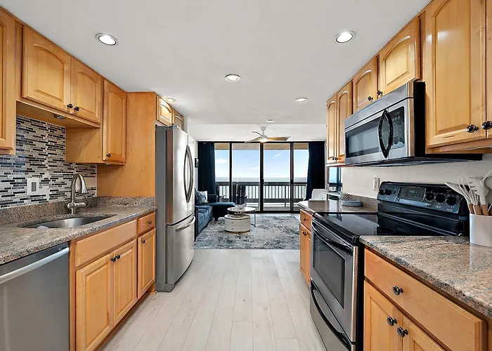 Beautiful 2 Bedroom / 2 Bathroom Beachfront With Indoor Pool Ferienhaus