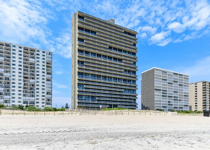 Beautiful 2 Bedroom / 2 Bathroom Beachfront With Indoor Pool Ferienhaus *